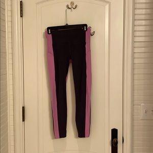 Salutation Stash Pocket Leggings
